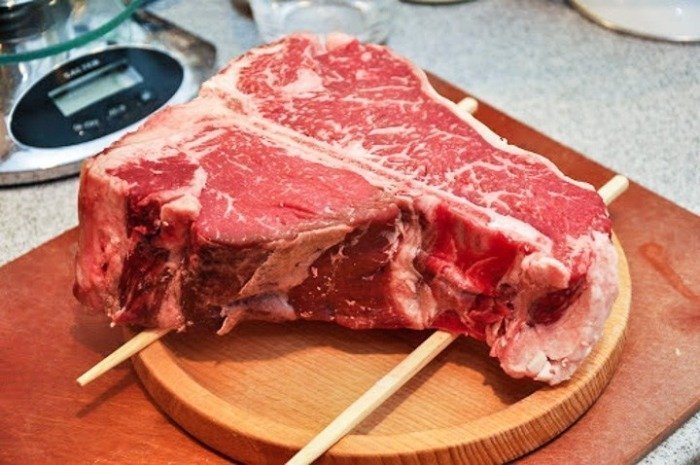 Bistecca-alla-fiorentina x chianti classico resize