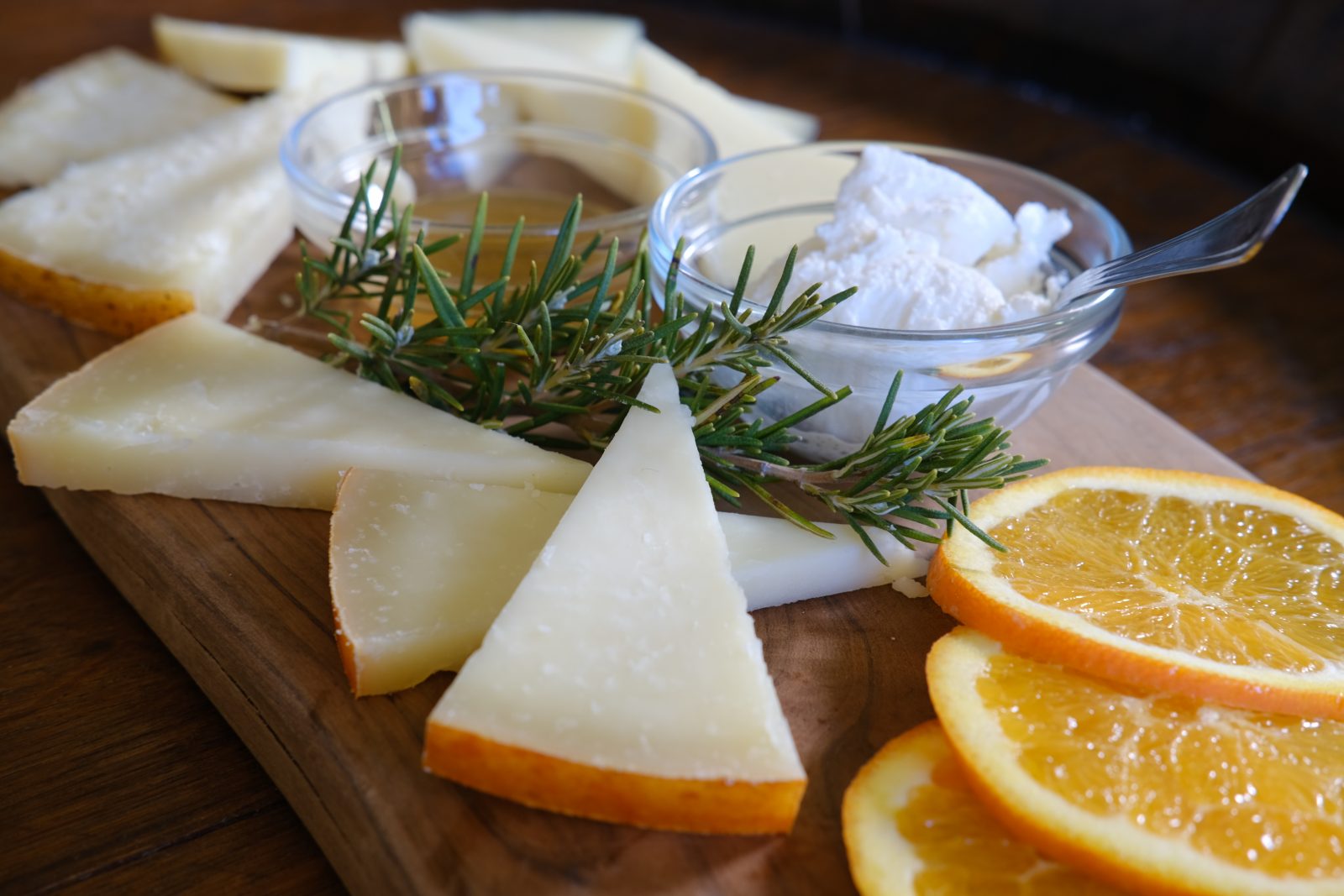 DSCF0107 1 - La Marronaia - cheese tasting