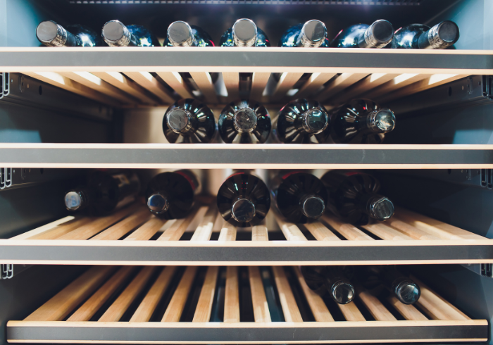 Why Wine Sometimes taste like Vinegar? 5 when become vinegar - La Marronaia -