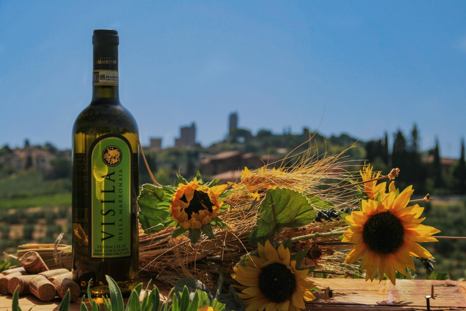 Visila, Vernaccia di San Gimignano with the view of our medieval towers.